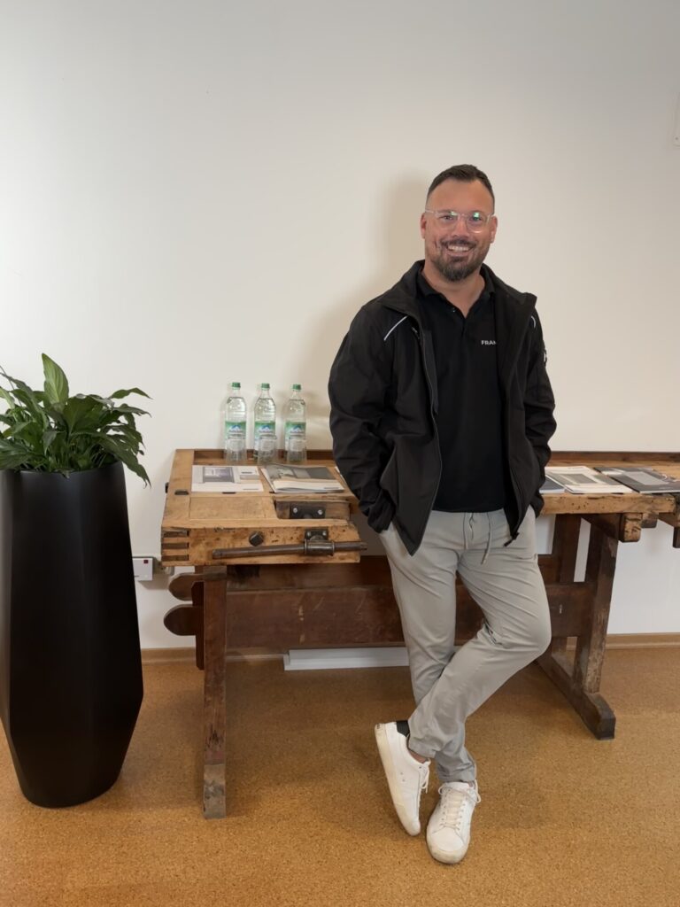 Framewerk Fenster und Türen GmbH Dominique Hänsel